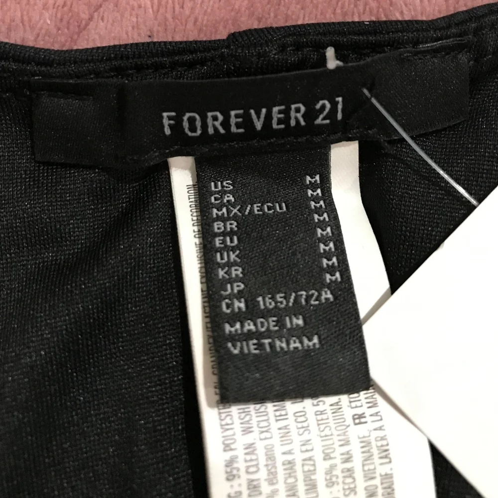 Forever 21 Classic Black Top